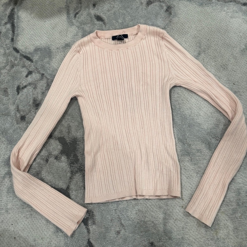 Women’s light pink ribbed long sleeve size L